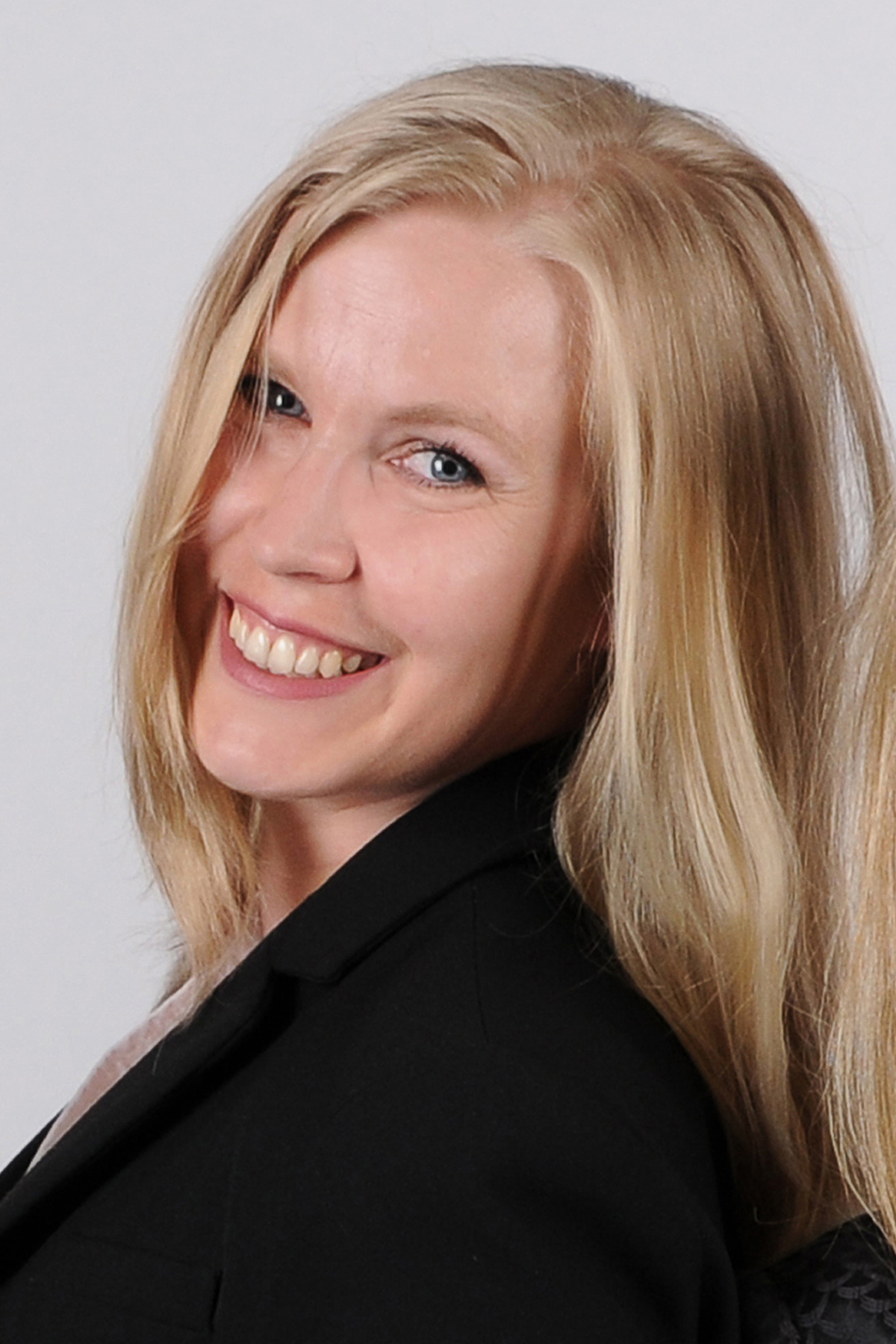 Hallo, ich bin Rechtsanwältin Ulrike Ludolf, Fachanwältin für Familienrecht und Fachanwältin für Arbeitsrecht. Als Rechtsanwältin vertrete ich Sie auch im Verkehrsrecht. Hallo, ich bin Rechtsanwältin Ulrike Ludolf, Fachanwältin für Familienrecht und Fachanwältin für Arbeitsrecht. Als Rechtsanwältin vertrete ich Sie auch im Verkehrsrecht.